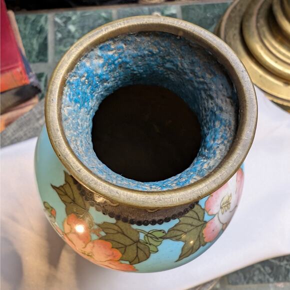 Antique 8.5" Meiji Period Japanese Cloisonné Enamel Floral Vase, Circa 1868-1912 - Picture 7 of 8